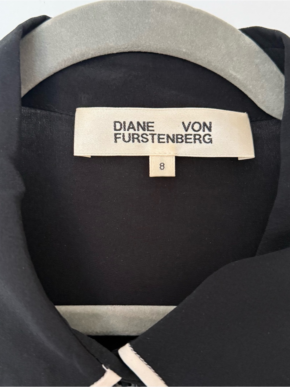 Diane Von Furstenberg Black Blouse with White Trim - Picture 3 of 3